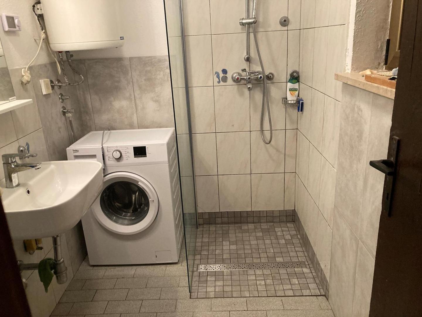Apartment Ruj ザンブラティヤ エクステリア 写真